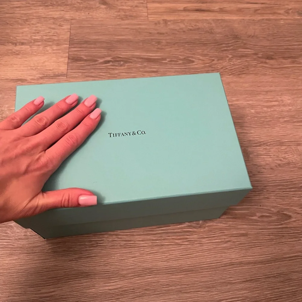 NEW TIFFANY BLUE BOX AND BAG - Picture 5 of 5